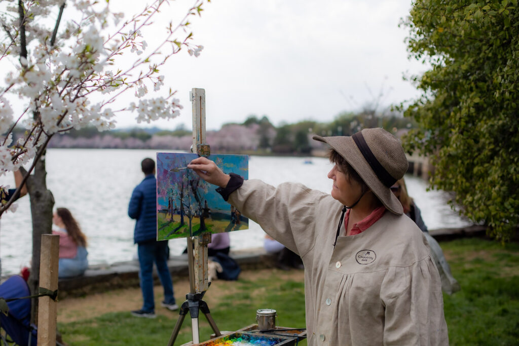 Woman plein air painting